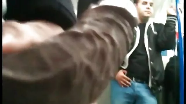 La perra pelirroja abrió la boca y toma esperma videos follando con la suegra