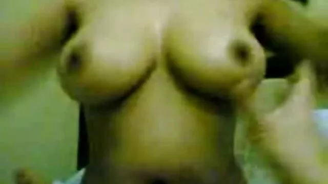 Novia quiere sexo en suegra culiando con el yerno todos sus agujeros húmedos y calientes