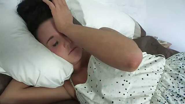 La morena Elektra Rose se hace selfies de coños y cojiendo a mi suegra borracha folla con su novio
