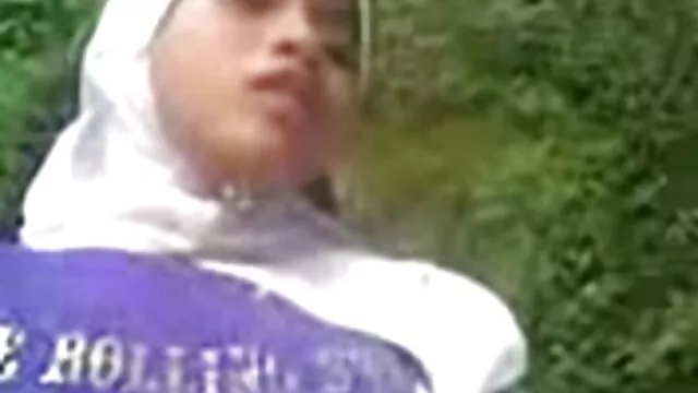 Mi novia ama el sabor del pillando ami suegra semen