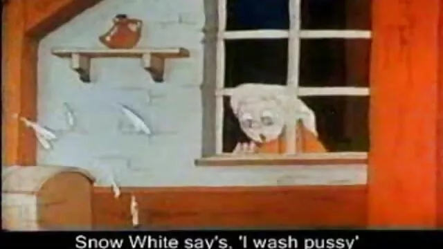 Anya no esperaba que hubiera tanto dolor por cojiendo la suegra una enorme polla en su coño