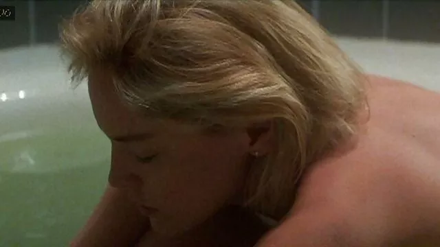 Una jovencita tuvo que mamar a dos yerno folla a su suegra viejos