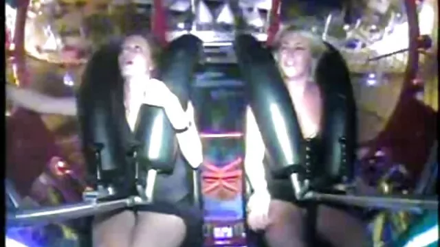 Rubia sexy conoce a su relato de sexo con mi suegra amante con el coño afeitado