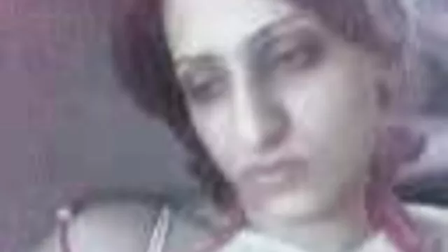 El tio pone a una linda cogiendo con mi suegra culona zorra en su gorda polla