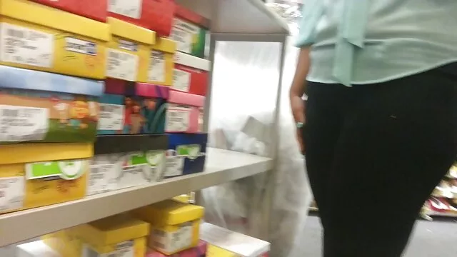 Una hermosa trans se folla a una morena videos de sexo de suegras de polla gorda