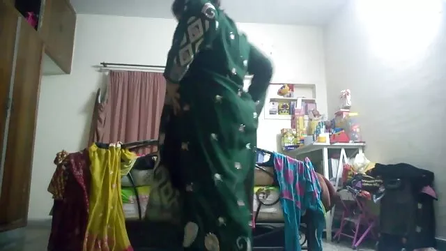 Dos jovencitas lesbianas suegras mexicanas follando adoran follar sus culos con gruesos juguetes